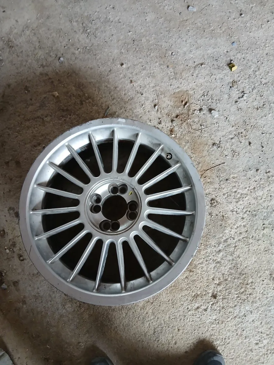 Alloy Wheel - Image 2
