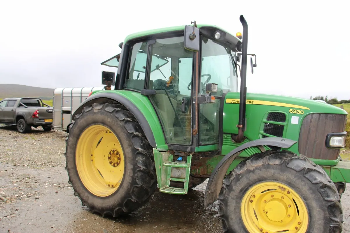 JOHN DEERE 6330 TRACTOR STANDARD - Image 4