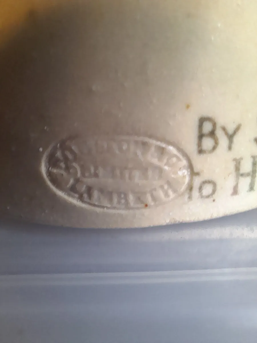 Antique cavalier pot - Image 3