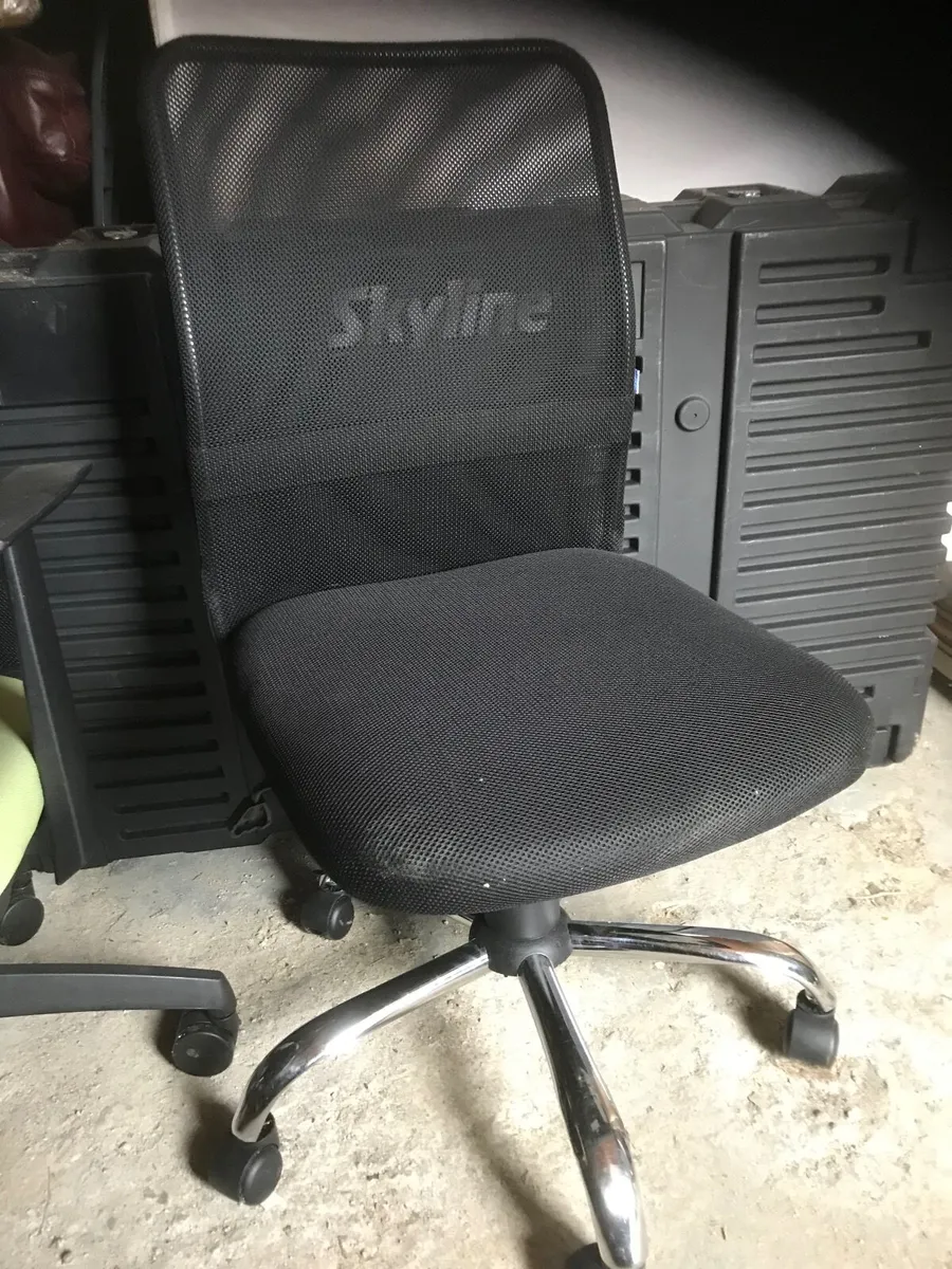 Office chairs - Image 4