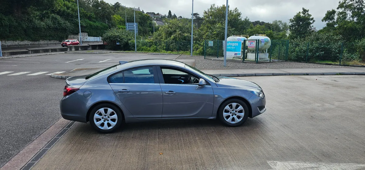 Opel Insignia 2017 New NCT Fully serviced - Image 4