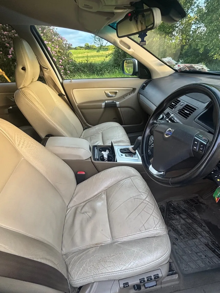 Volvo XC90 2014 - Image 3