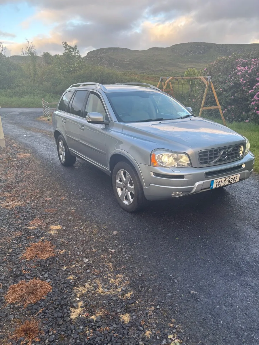 Volvo XC90 2014 - Image 1