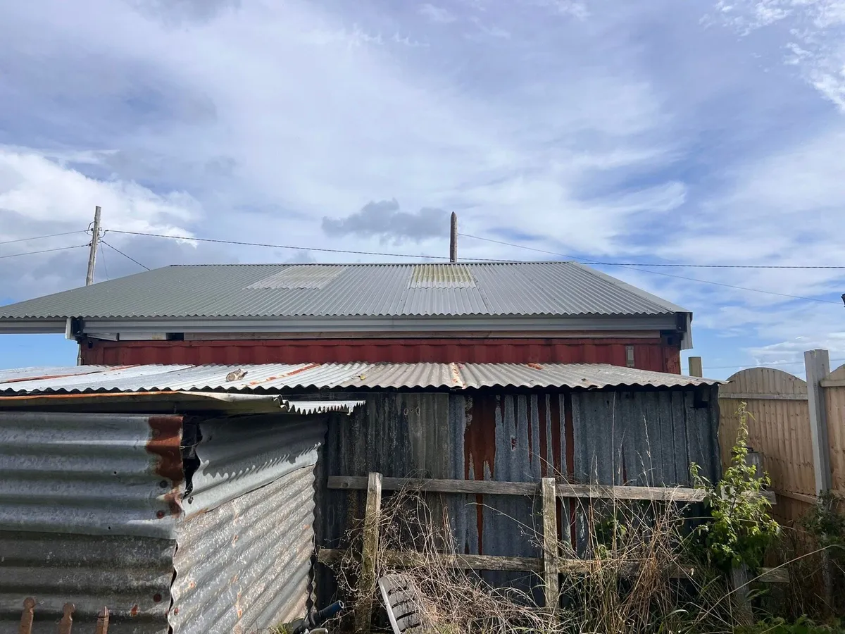 Containers/shed - Image 4