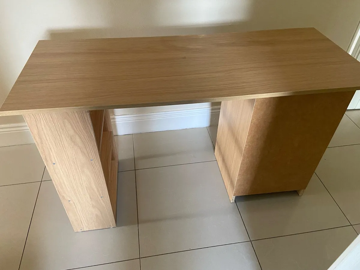 Desk - Image 3