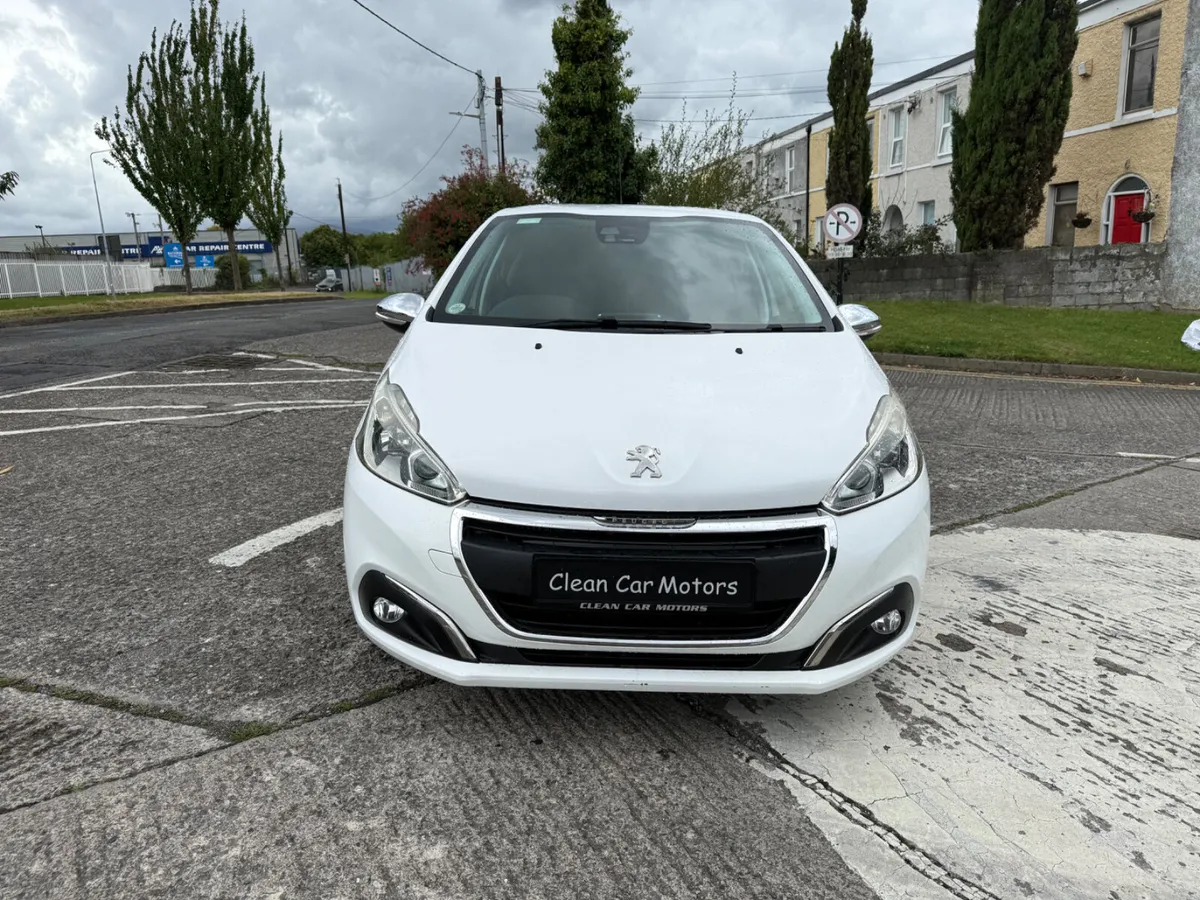 Peugeot 208 2016 1.2 Petrol Auto - Image 3