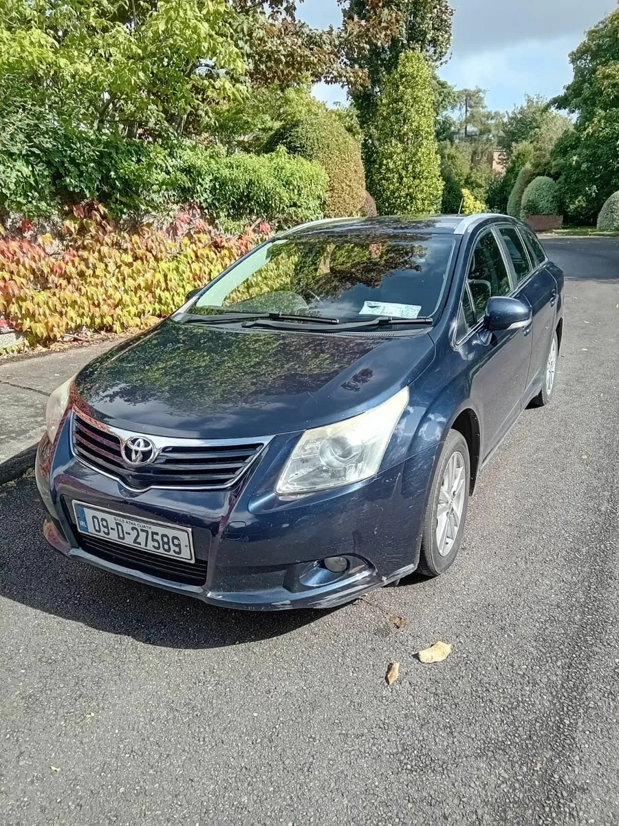 TOYOTA AVENSIS AURA .NEW NCT - Image 2