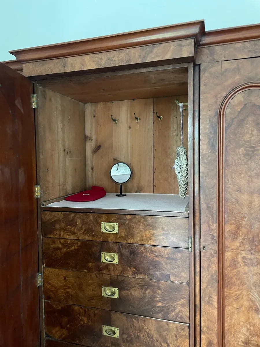 Antique triple front walnut and mahogany wardrobe - Image 4