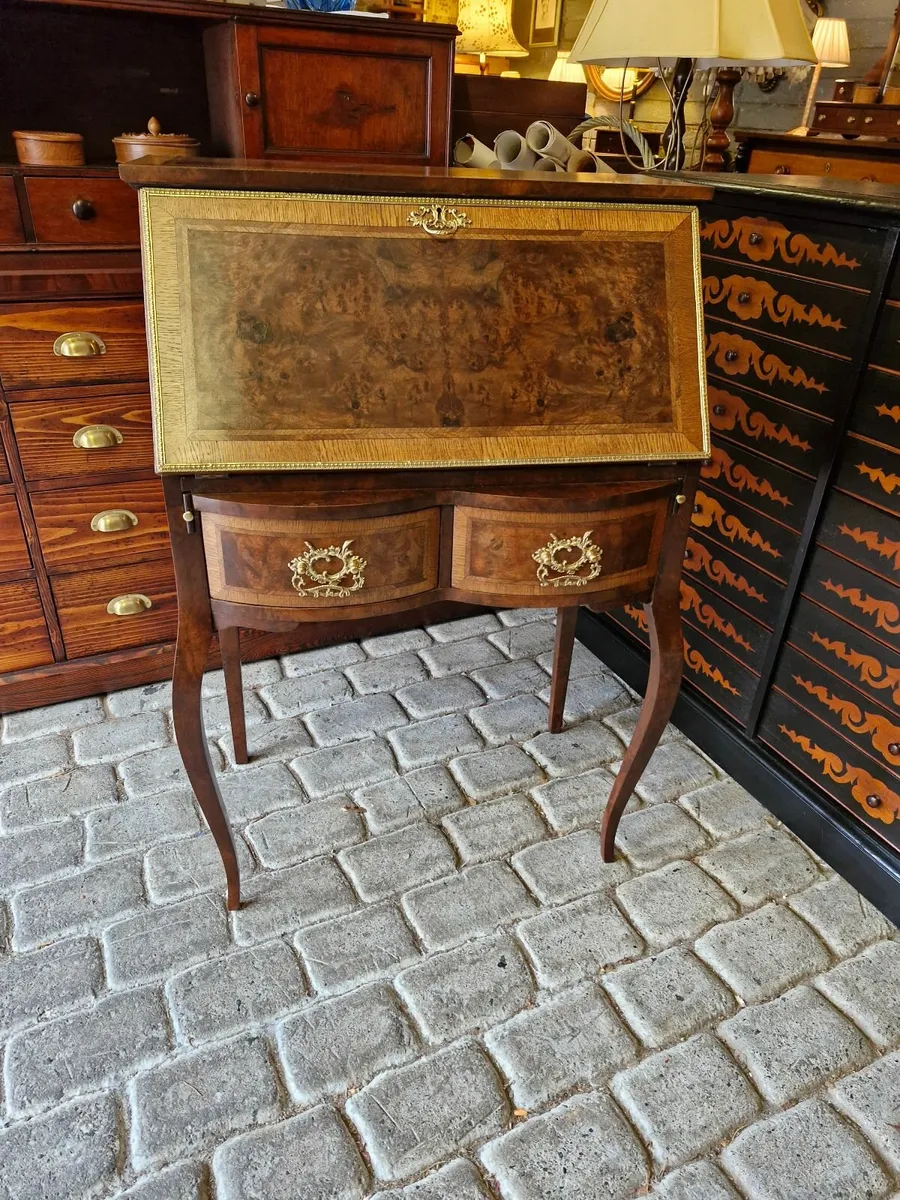 Bureau - Image 3