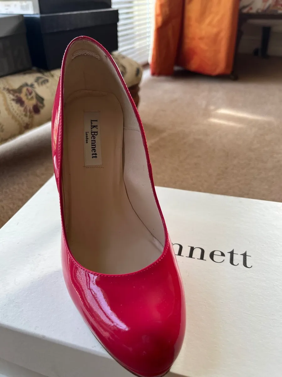 Shoes - Image 2