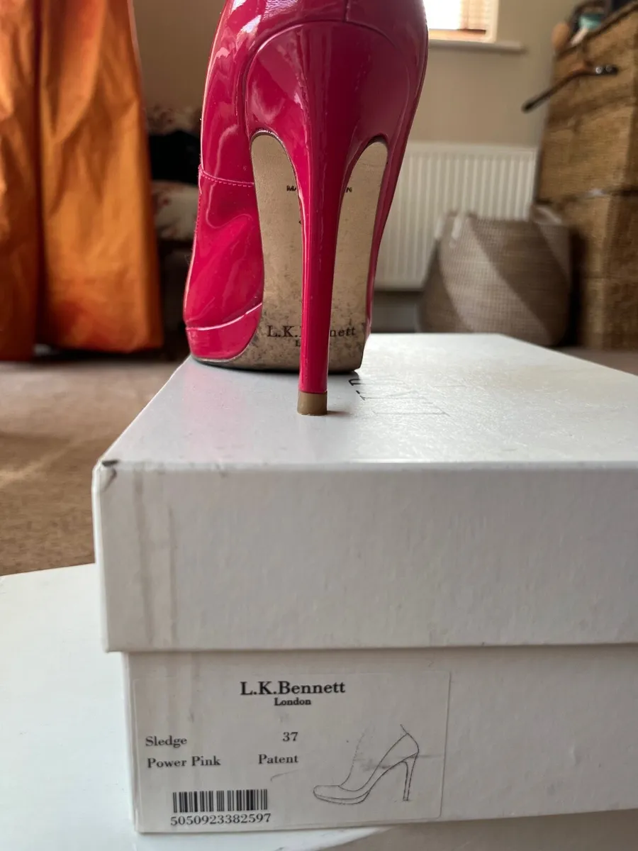 Shoes - Image 3