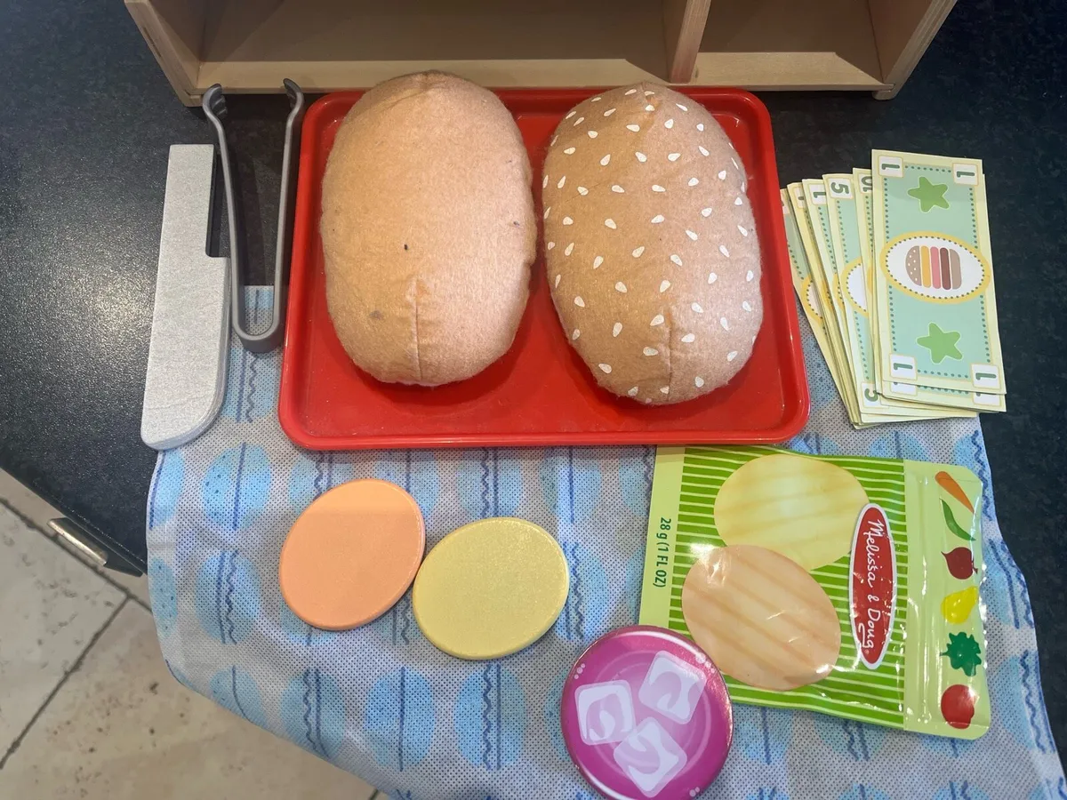 Melissa and Doug Sandwich Counter - Image 4
