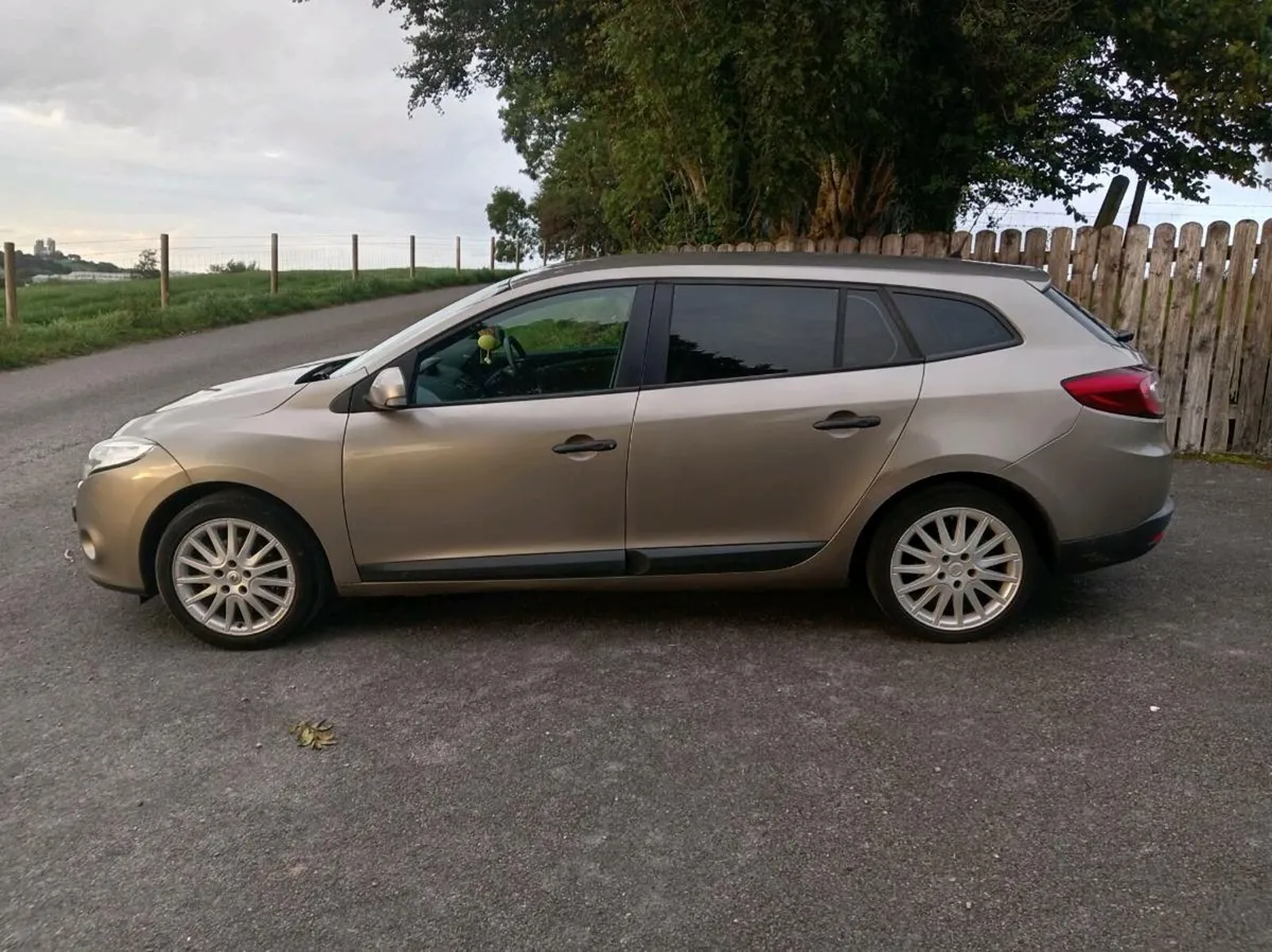 2012 Megane estate 1year NCT! - Image 3