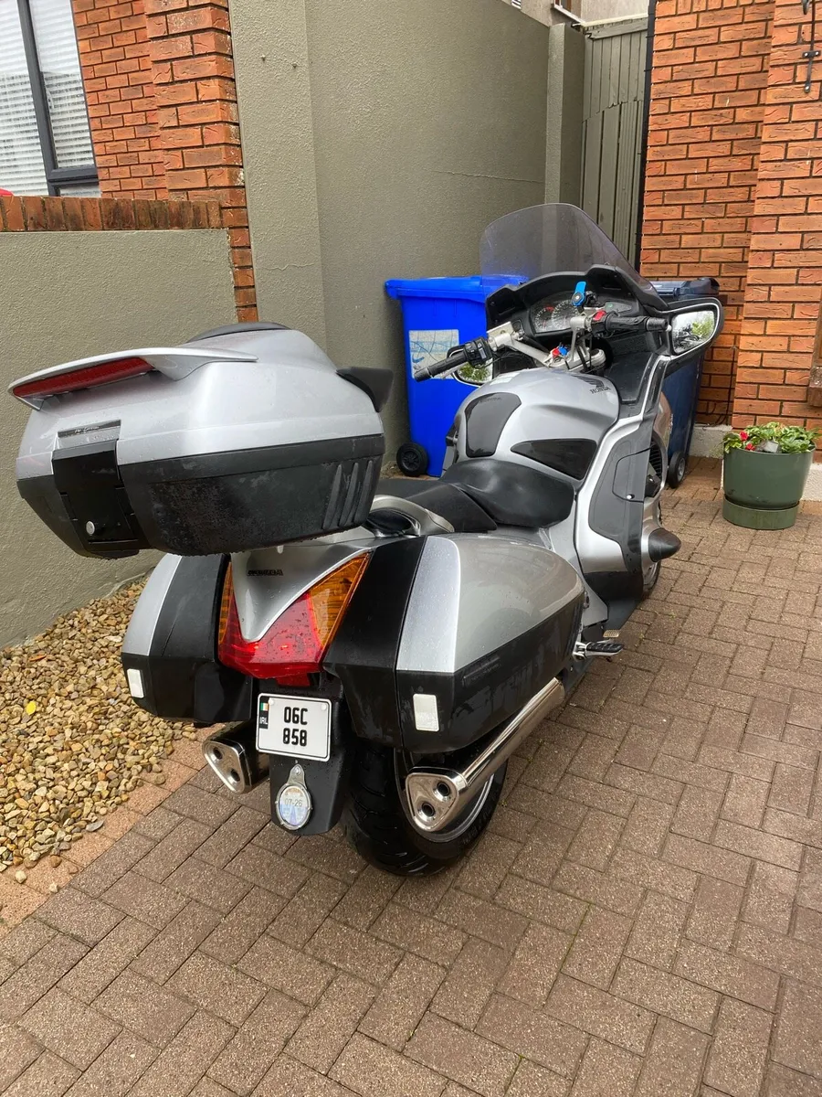 Honda ST1300 Pan Europen - Image 2