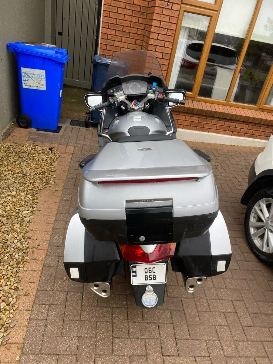 Honda ST1300 Pan Europen - Image 3