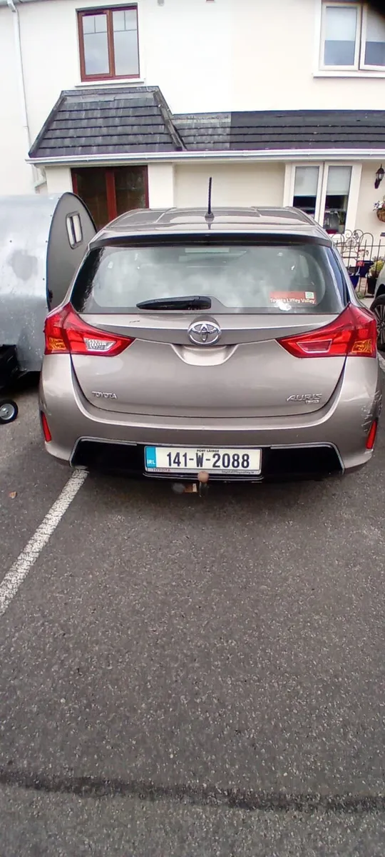 Toyota Auris 2014 - Image 1