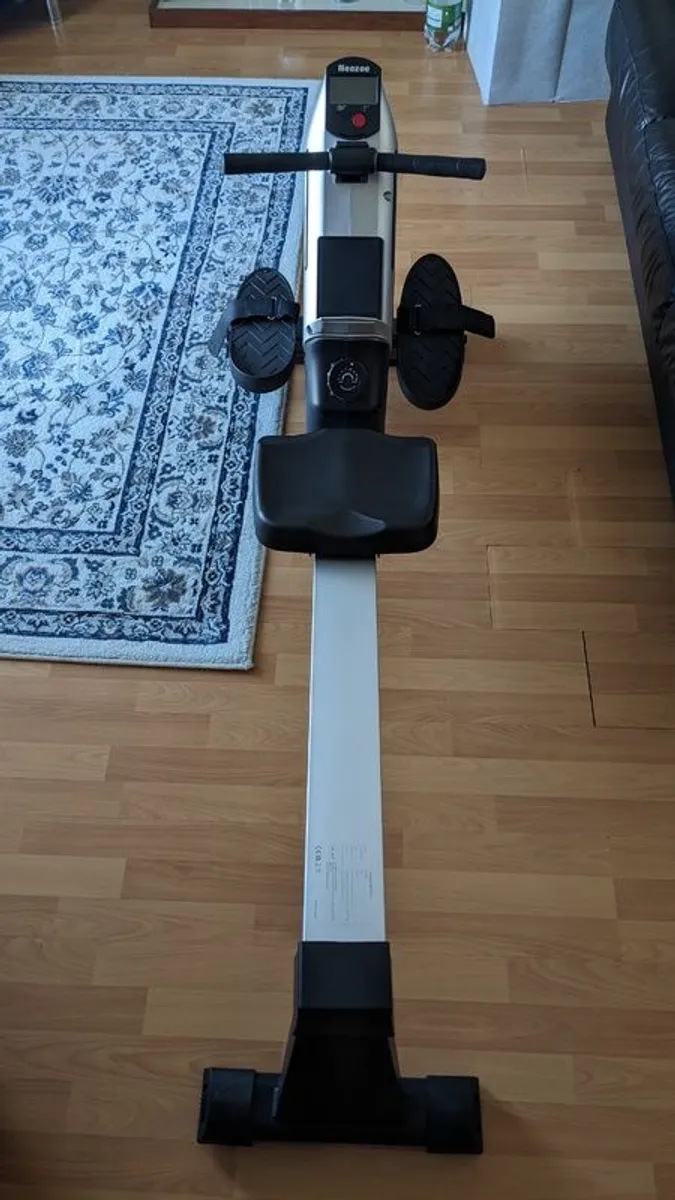 Neezee Rowing Machine, Barely Used - Image 3