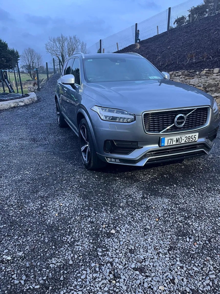 Volvo XC90 R Design - Image 2