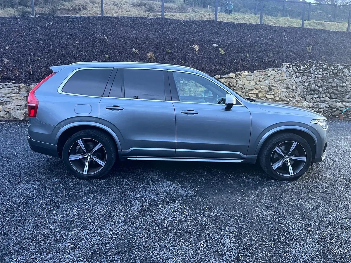 Volvo XC90 R Design - Image 3
