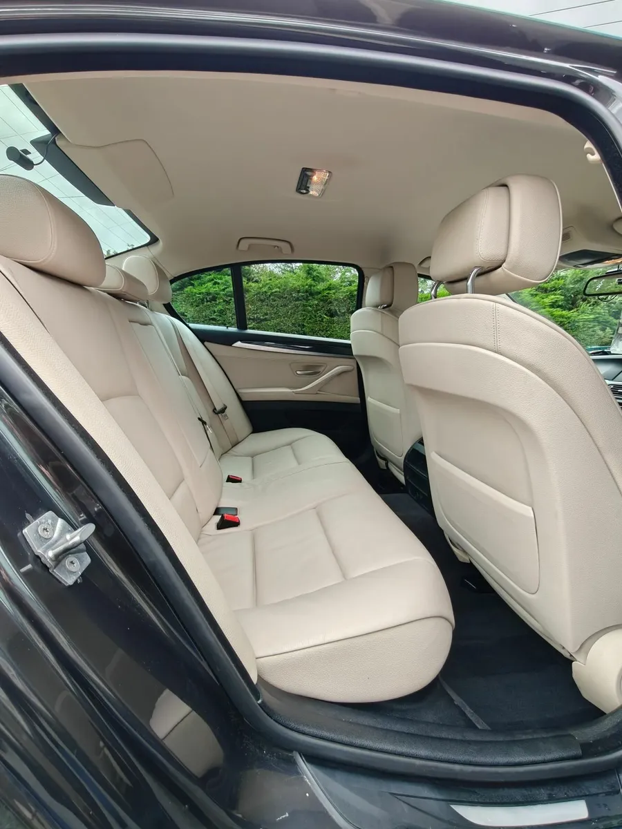 BMW 5-Series 2011 520D SE - Image 4