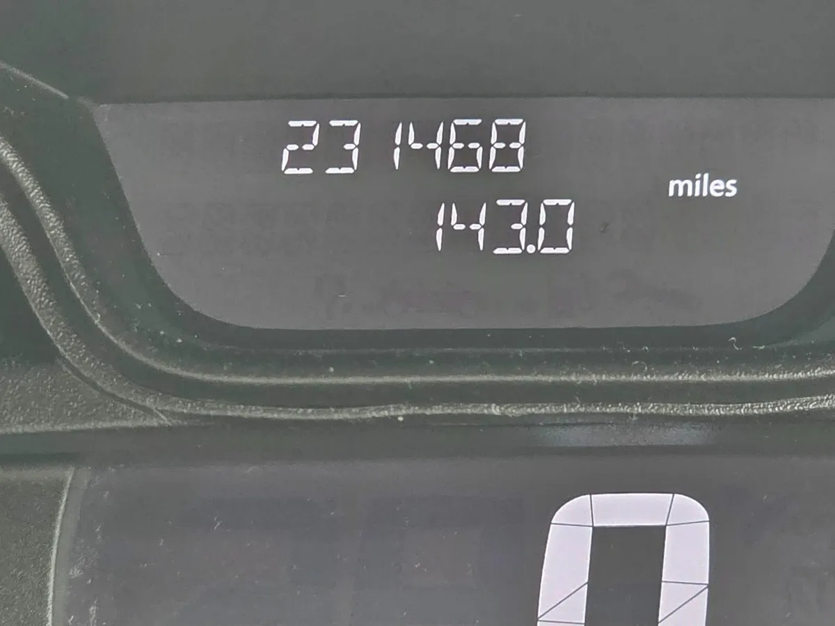 Vauxhall Vivaro 2014 - Image 2