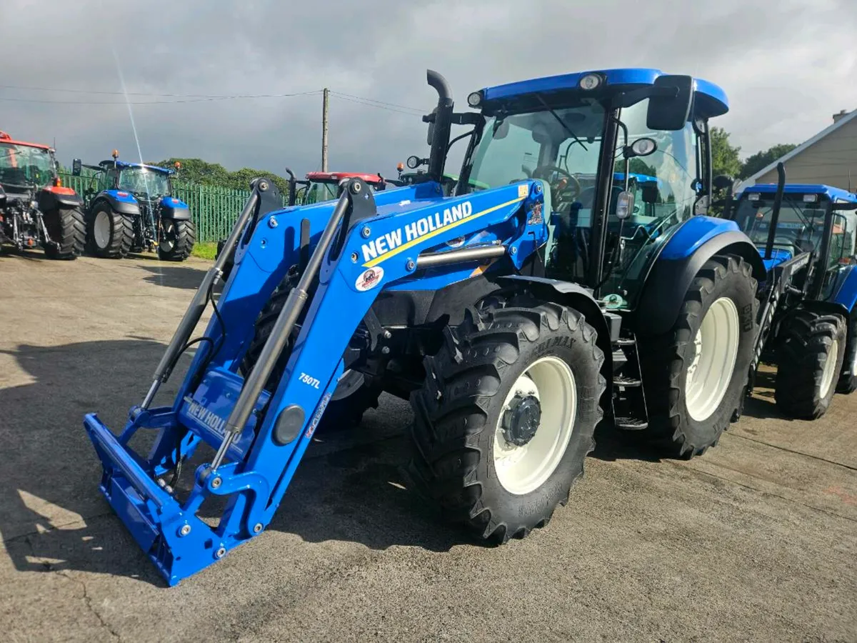 New holland T6140 with loader - Image 2