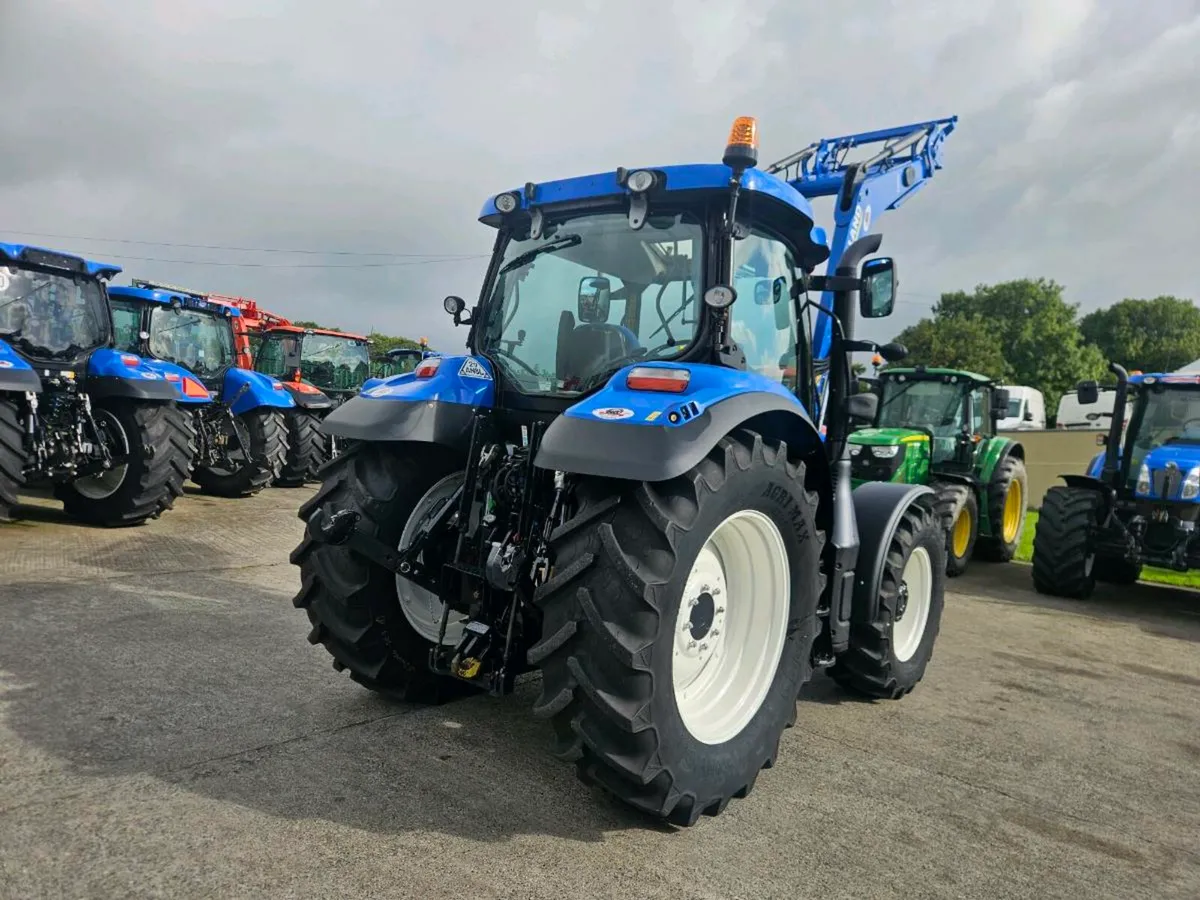 New holland T6140 with loader - Image 3