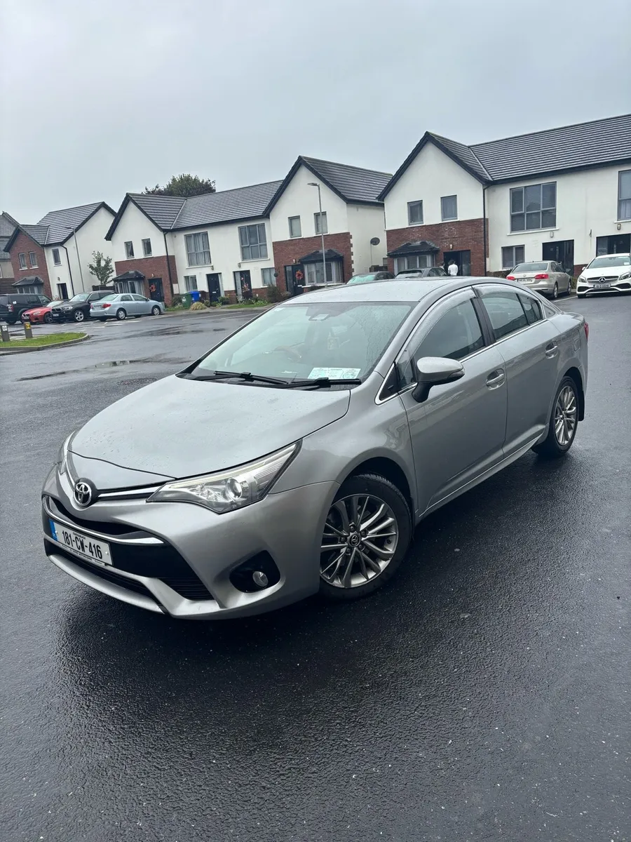 2018 Toyota avensis 2.0 diesel D4D luna model - Image 1