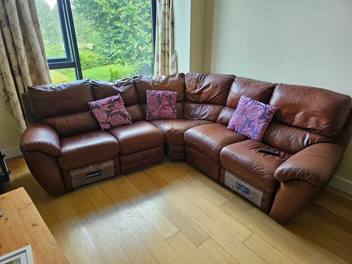 Corner unit couch - Image 3