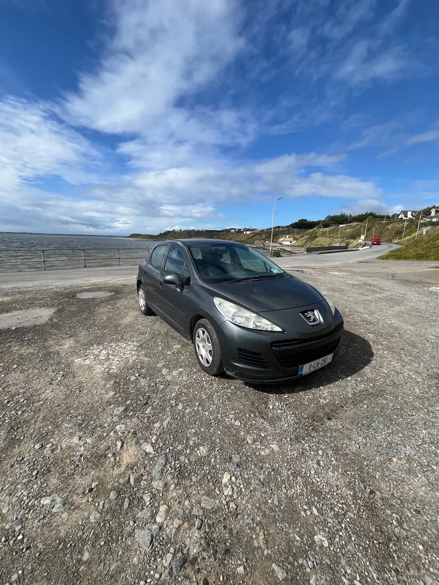 Peugeot 207 2011 - Image 1