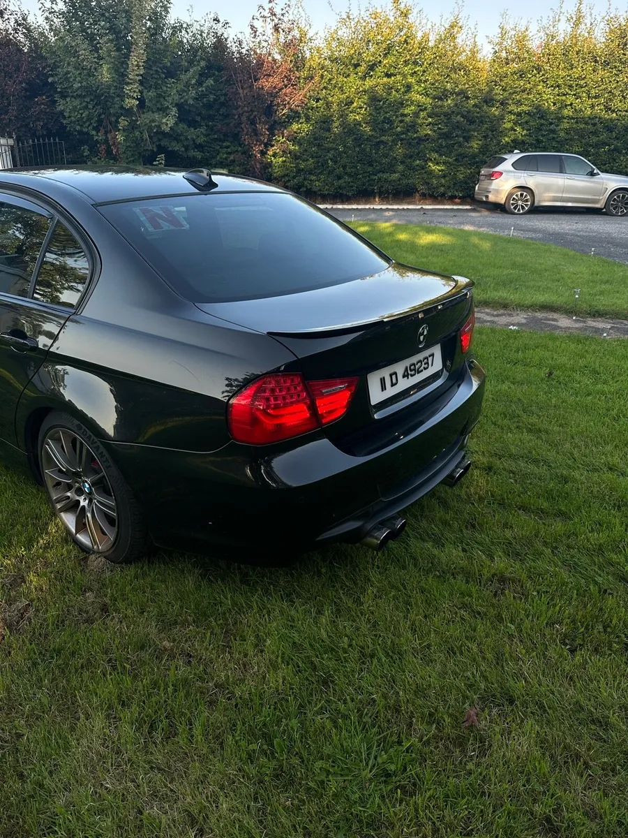 BMW e90 320d m sport - Image 4