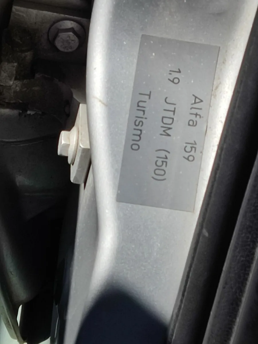 Alfa Romeo 159 2008 - Image 2
