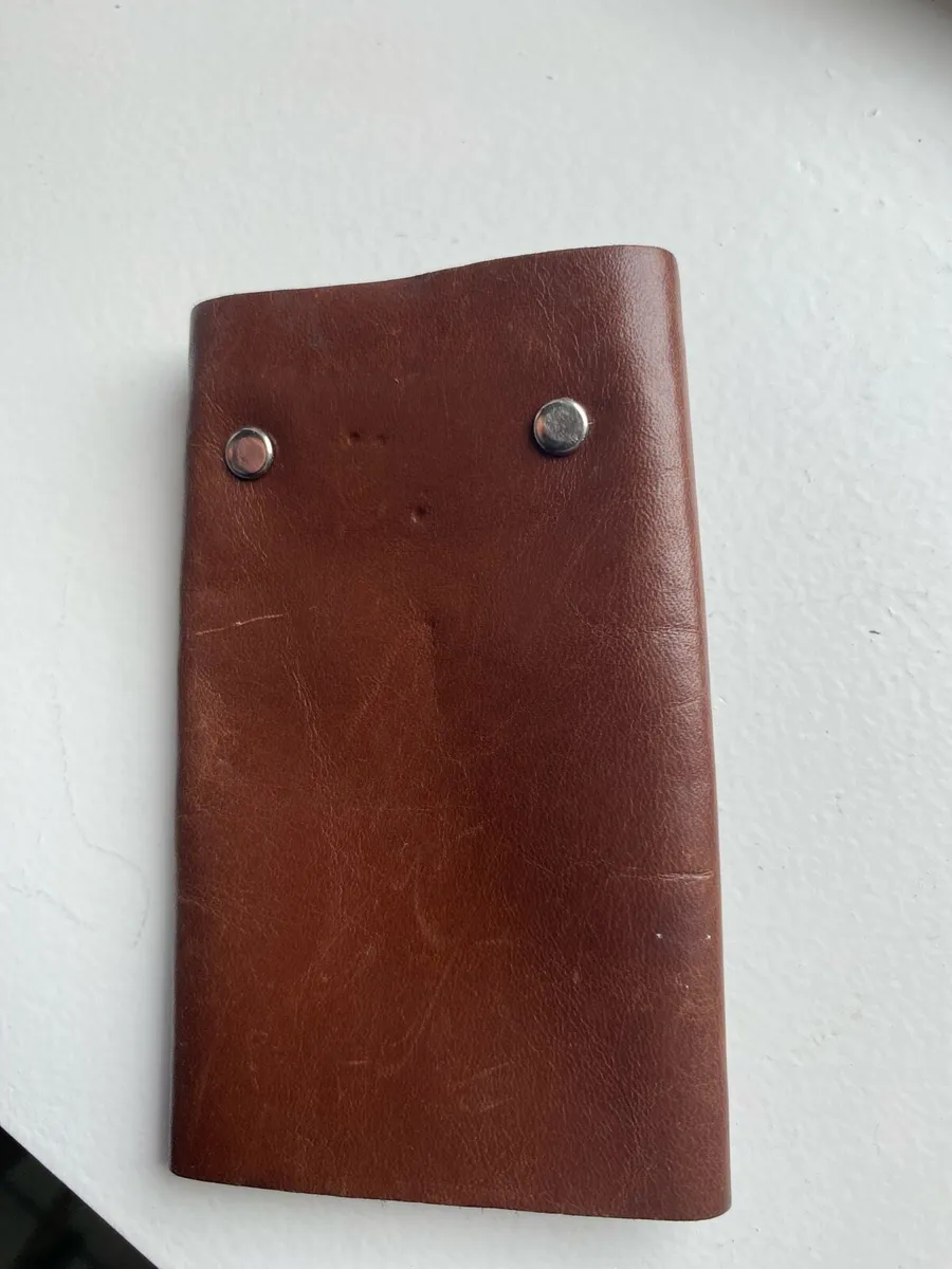 Leather Key Ring Wallet - Image 4