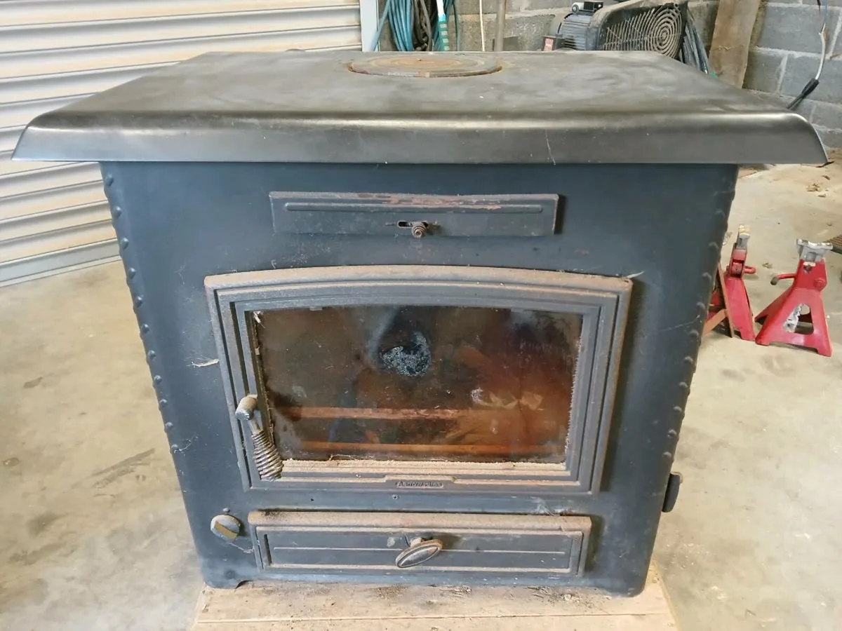 Stratford Aarrow TF90 stove - Image 1