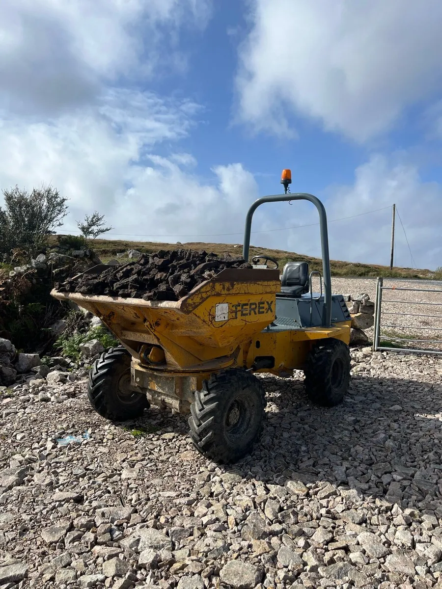 3 ton swivel Dumper - Image 2