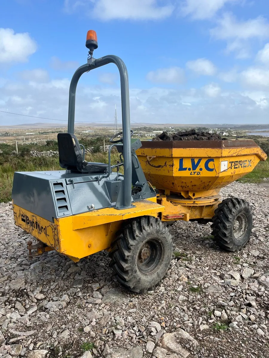 3 ton swivel Dumper - Image 3