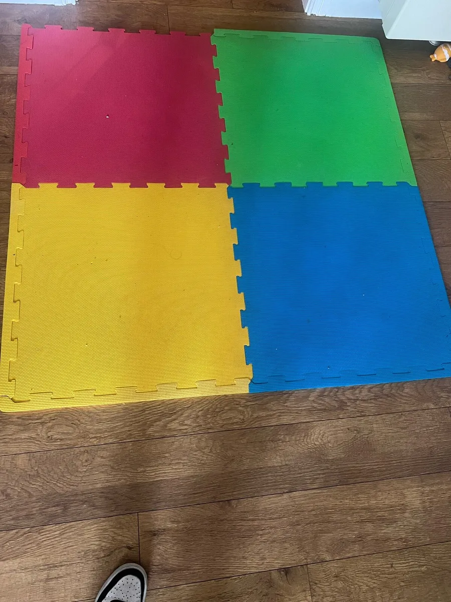 Kids soft play mat