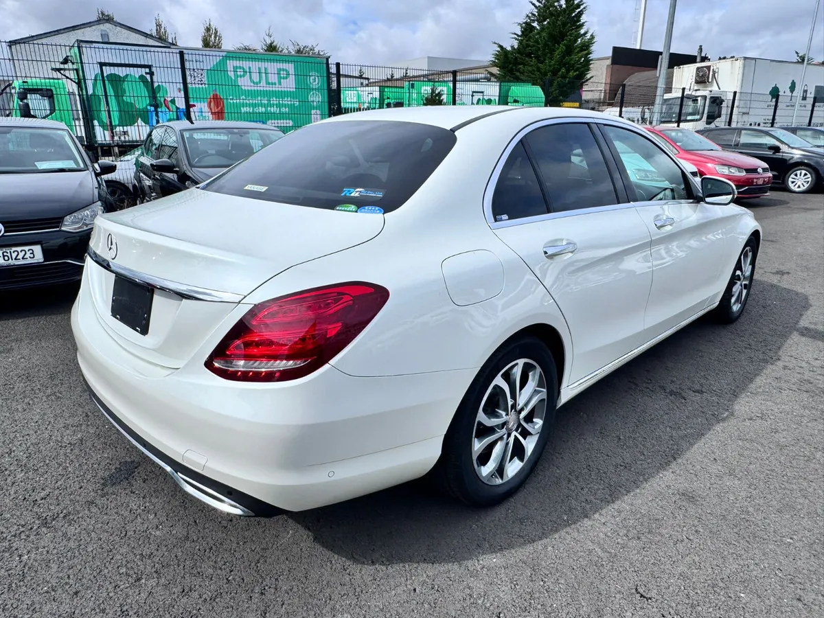 Mercedes benz C 200 2016 - Image 4