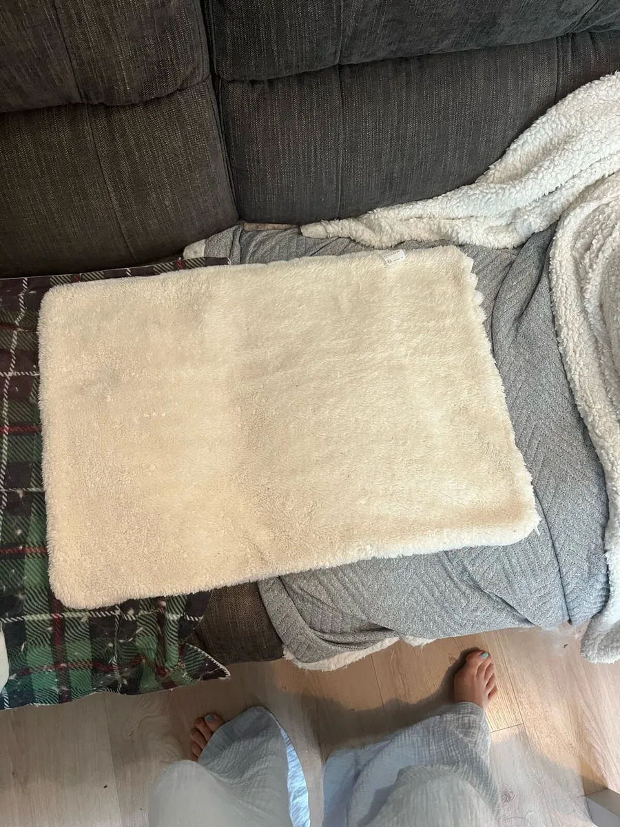 Little throws or cat blankets for pets - Image 4