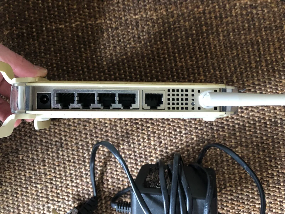 Internet Router (Netgear) - Image 2