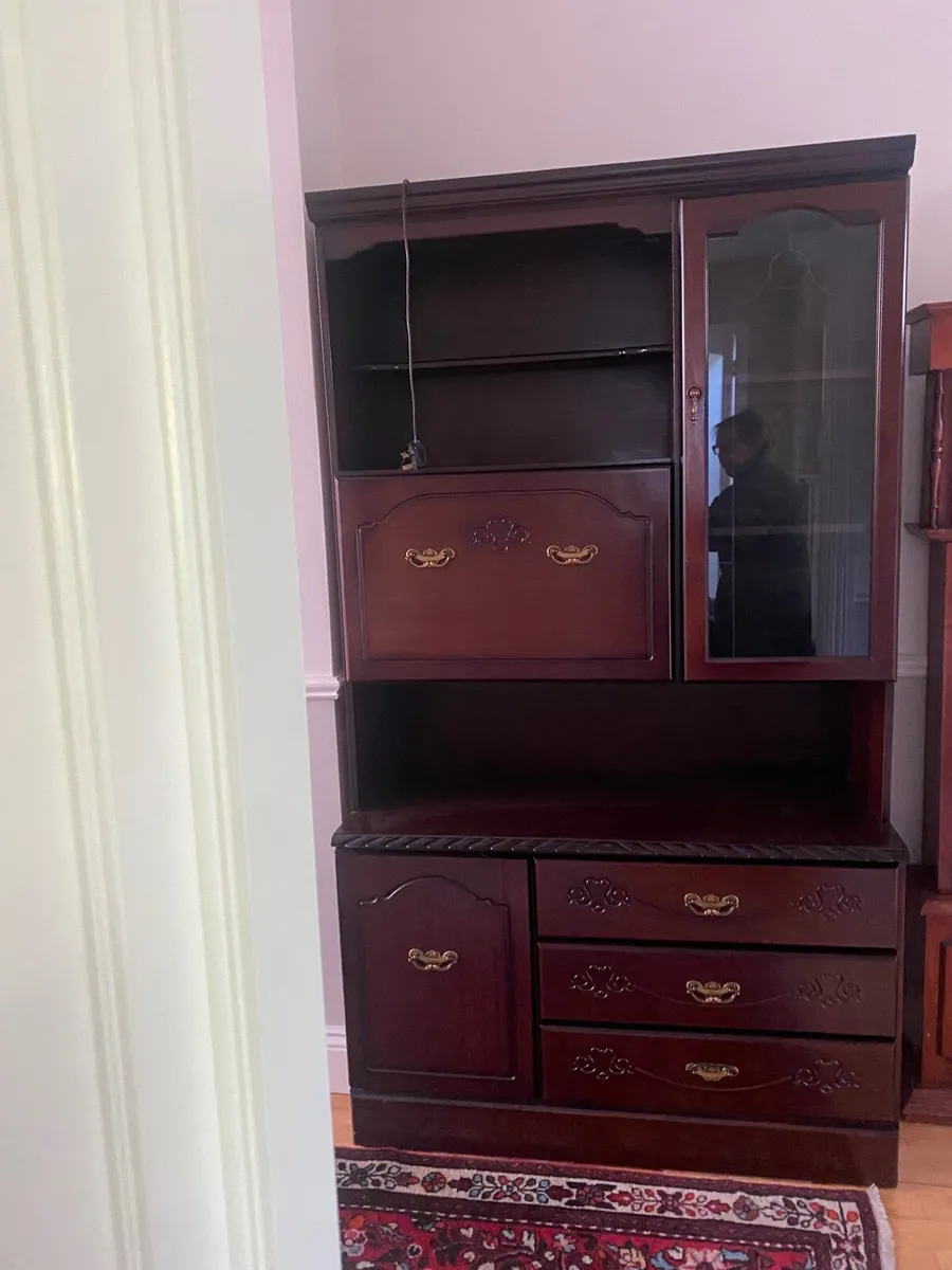 Dining room drinks cabinet and display unit - Image 2