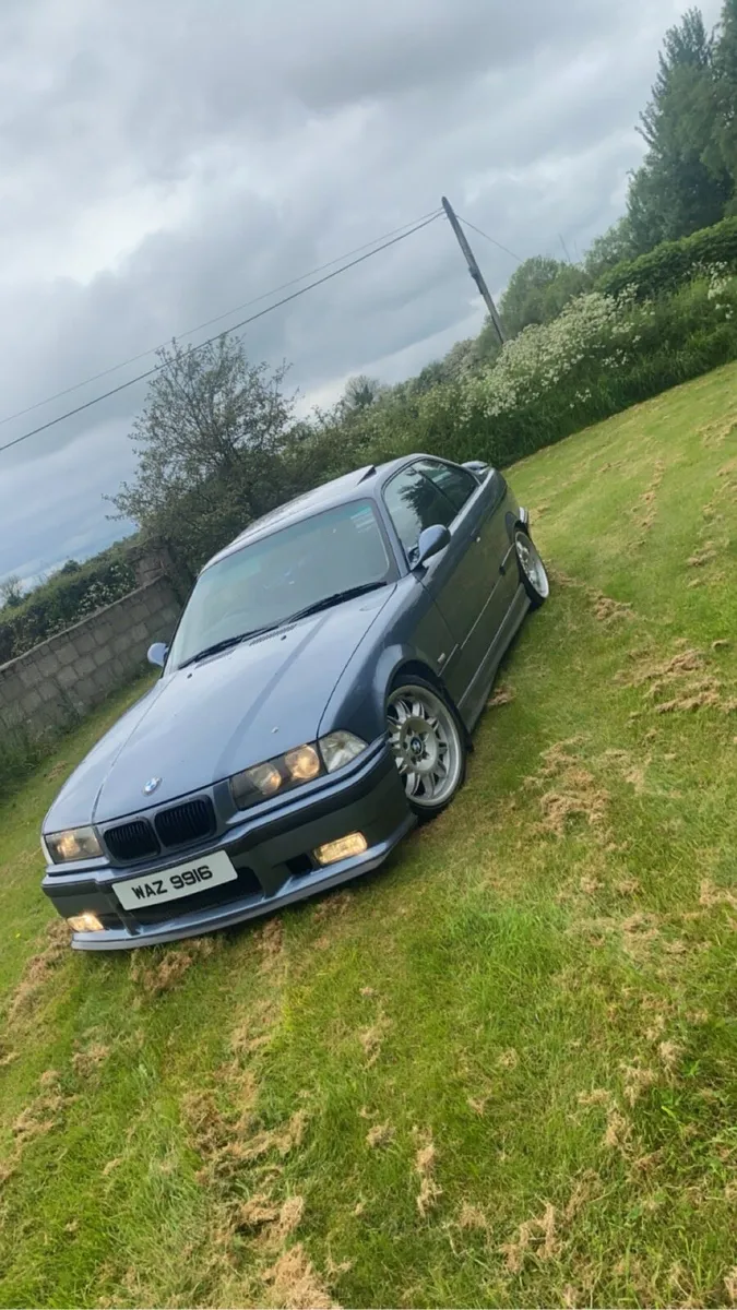 E36 323i coupe - Image 2