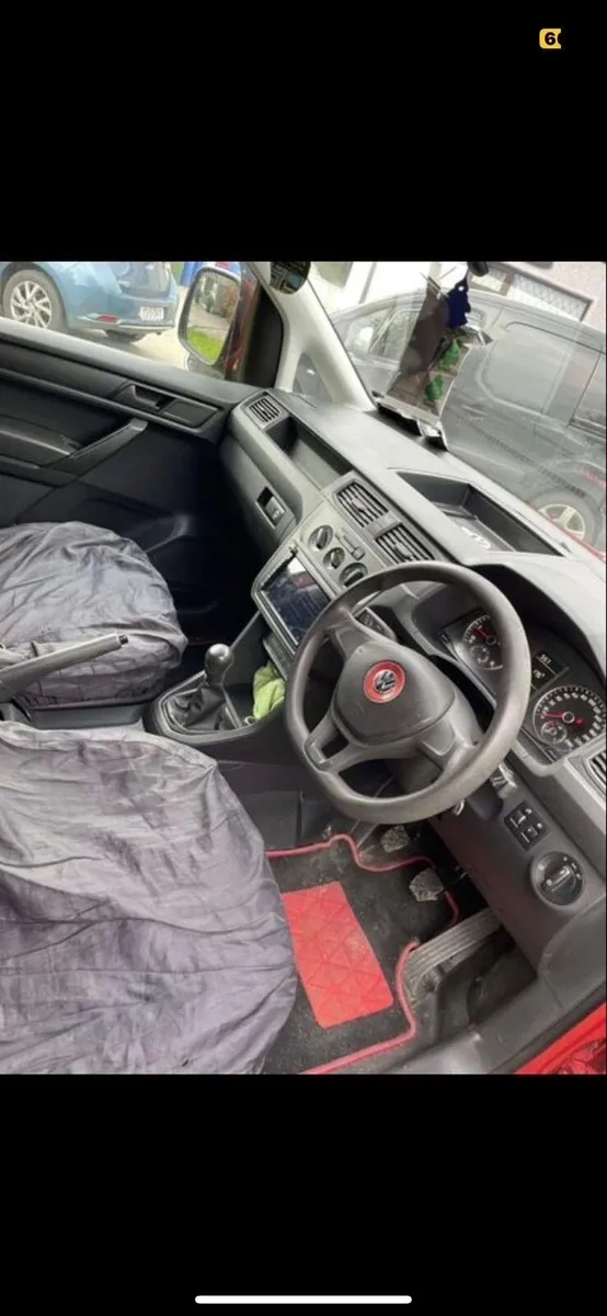 Volkswagen caddy - Image 4