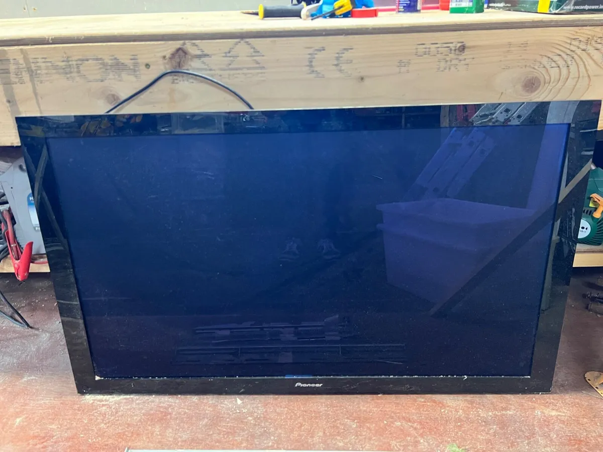 Pioneer Plasma Tv 50 inch (No Remote) - Image 1