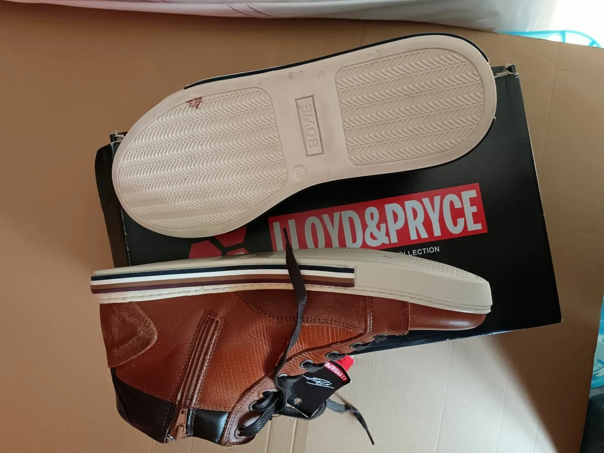 Shoes - Image 1