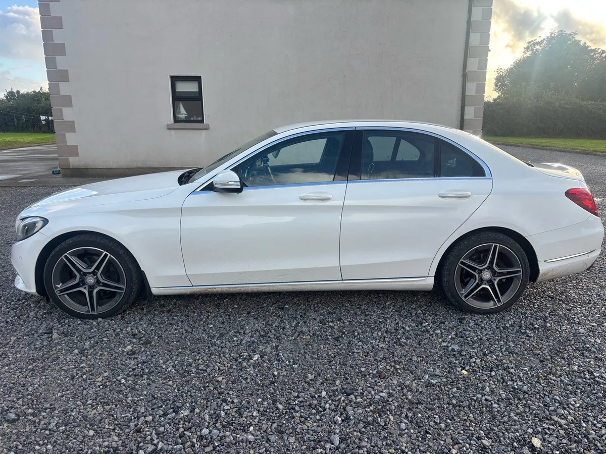 Mercedes c220 - Image 4