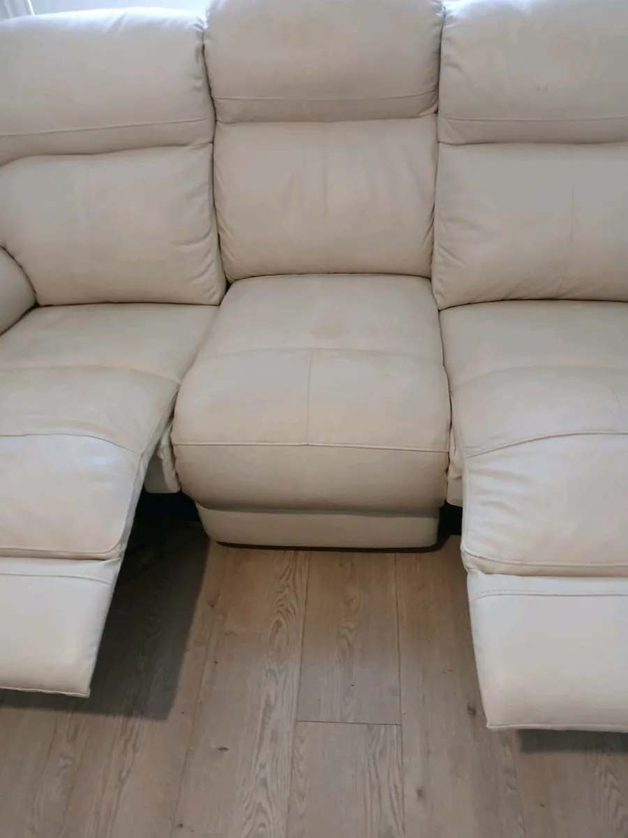 3 Seather Cream Recliner sofa - Image 2