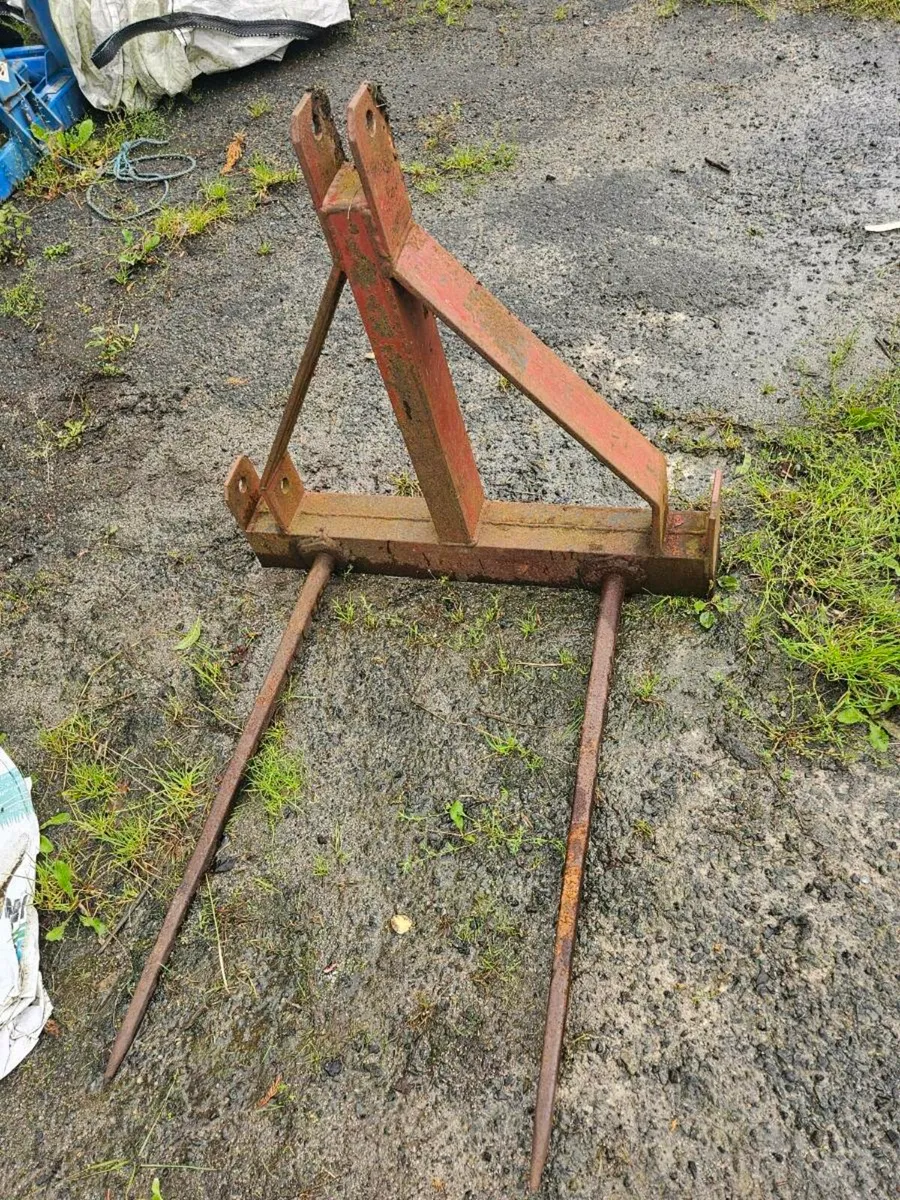 Bale Spike - Image 1