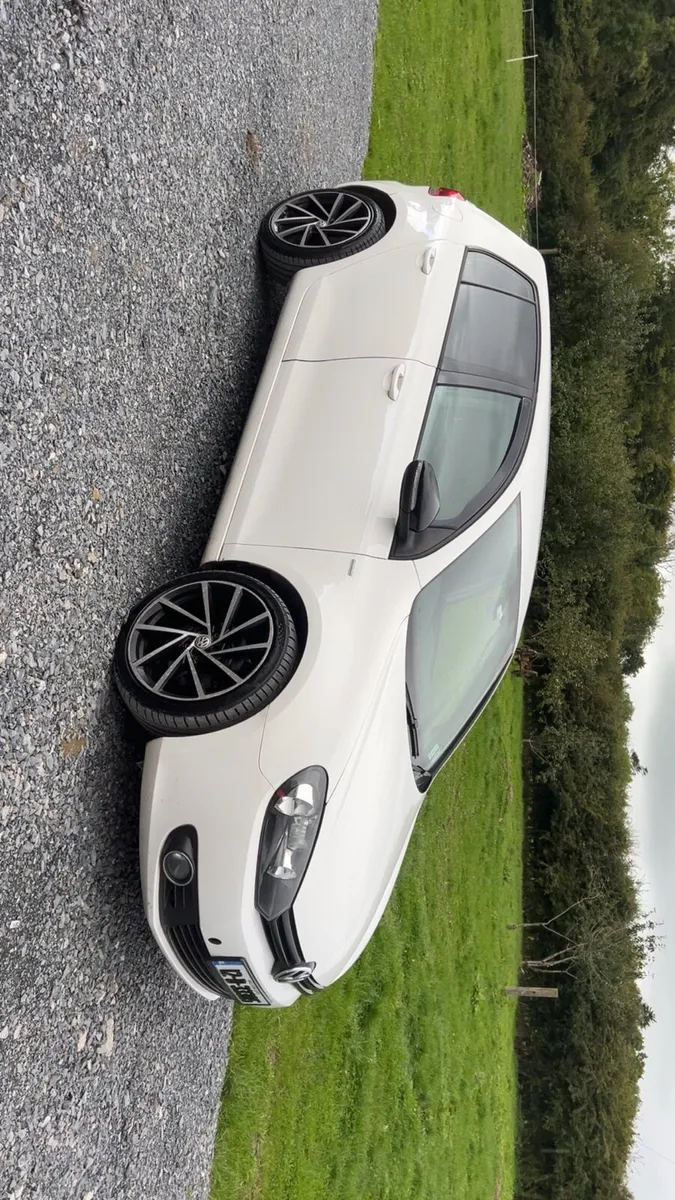 2012 golf match 1.6 TDI auto (apple carplay) - Image 3