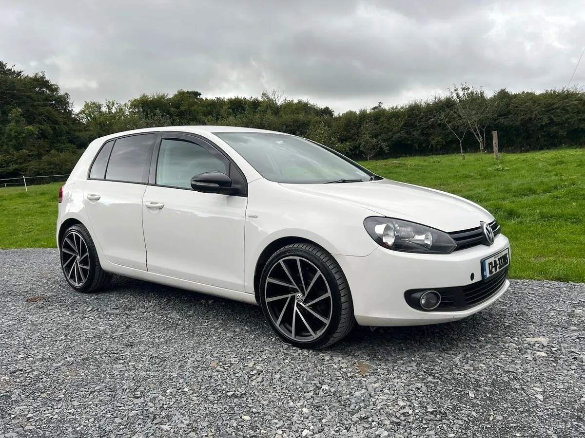 2012 golf match 1.6 TDI auto (apple carplay) - Image 1